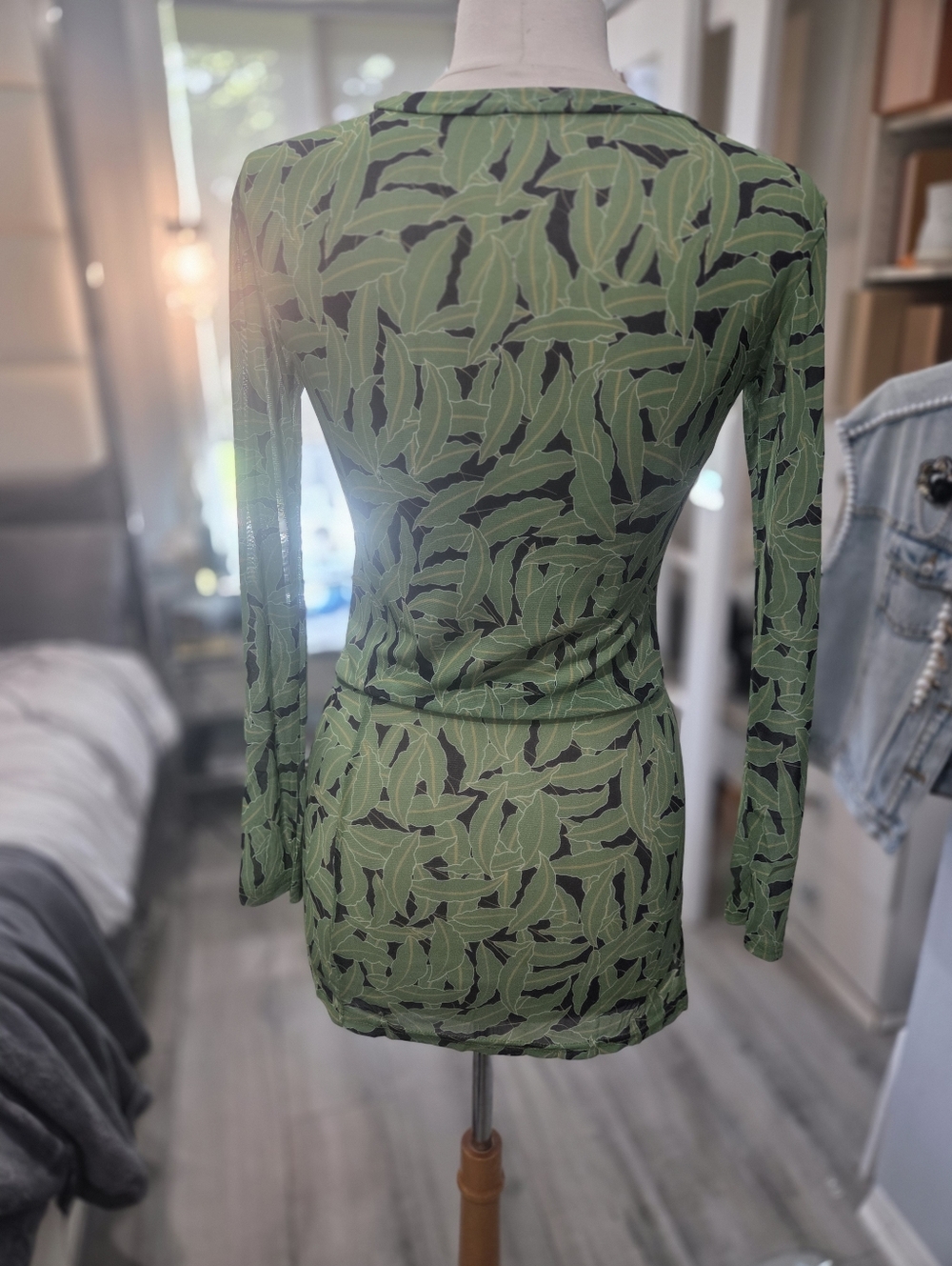 Long Sleeve Green Leaf-Print Mesh Dress